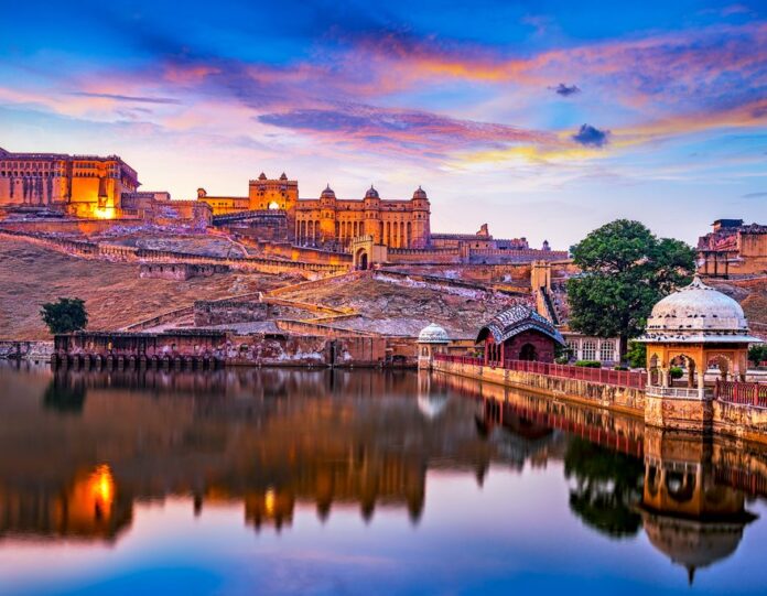5 Awesome Things to Do in India while visiting with Golden Triangle India